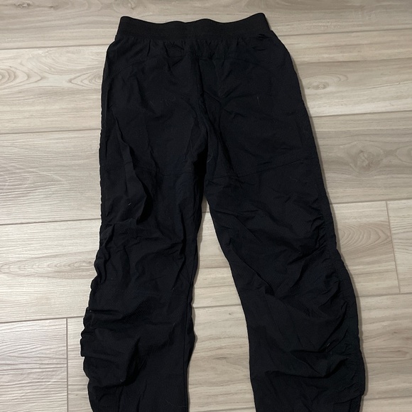 C9 Champion® Girls' Woven Joggers Black and Pink - Picture 2 of 3